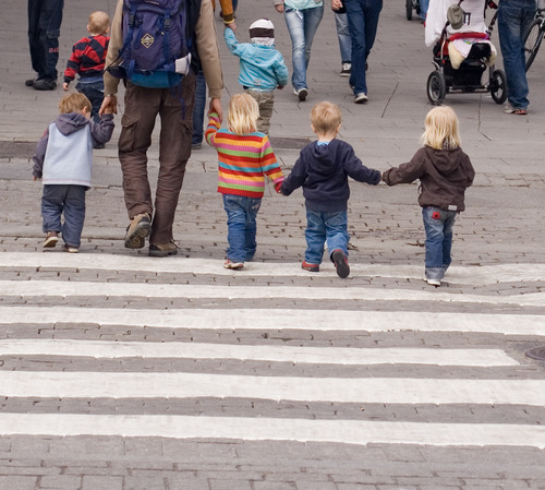 Pedestrian safety - kids crossing street