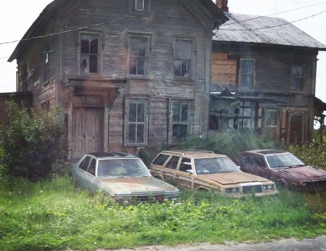 Openbay Old Run Down Cars and House